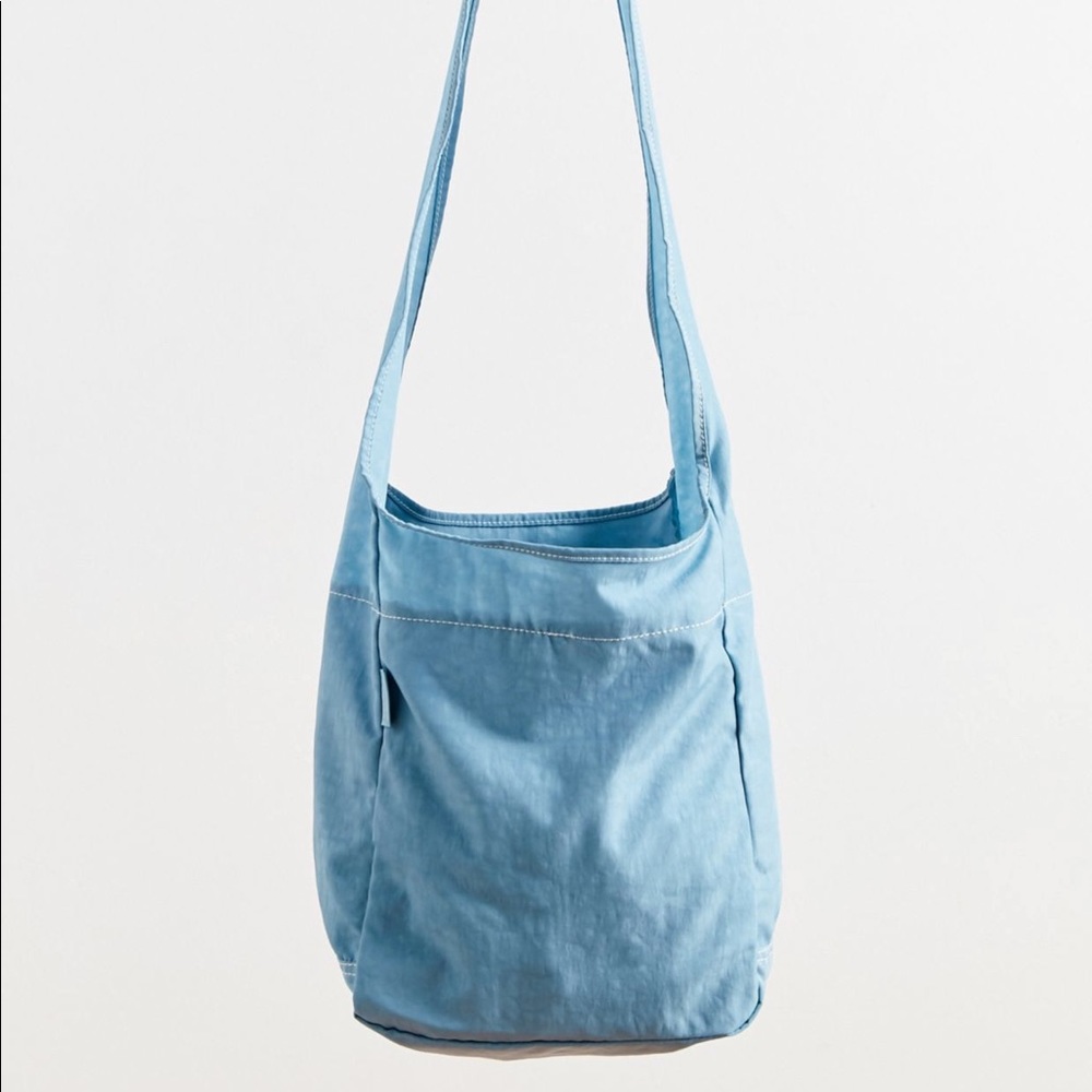 🔥Brand New - Kipling X UO Sling Crossbody Bag - Picture 5 of 7